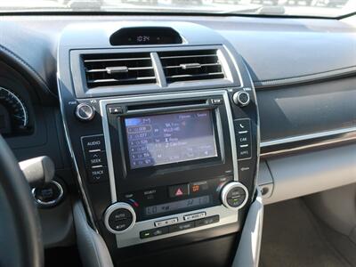 2012 Toyota Camry XLE   - Photo 22 - Lakeland, FL 33801