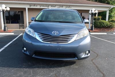 2015 Toyota Sienna XLE Premium 8-Passen   - Photo 2 - Lakeland, FL 33801