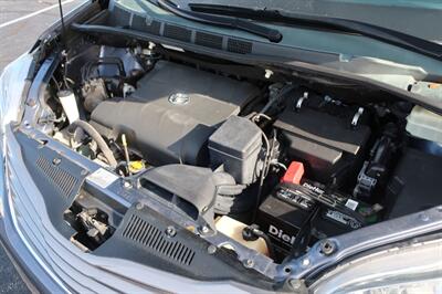 2015 Toyota Sienna XLE Premium 8-Passen   - Photo 41 - Lakeland, FL 33801