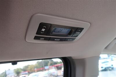 2015 Toyota Sienna XLE Premium 8-Passen   - Photo 29 - Lakeland, FL 33801