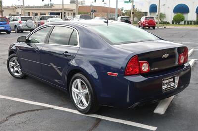 2009 Chevrolet Malibu LS   - Photo 8 - Lakeland, FL 33801