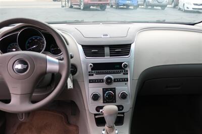 2009 Chevrolet Malibu LS   - Photo 18 - Lakeland, FL 33801