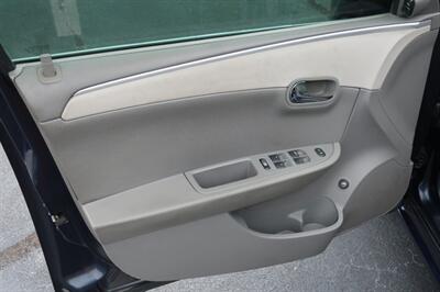 2009 Chevrolet Malibu LS   - Photo 11 - Lakeland, FL 33801