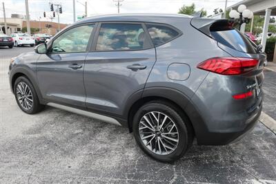 2019 Hyundai TUCSON SEL   - Photo 2 - Lakeland, FL 33801