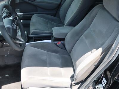 2010 Honda Civic LX - Photo 12 - Lakeland, FL 33801