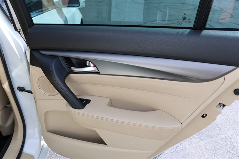 2014 Acura TL photo 15
