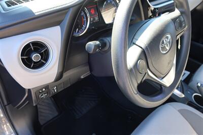 2017 Toyota Corolla LE   - Photo 13 - Lakeland, FL 33801