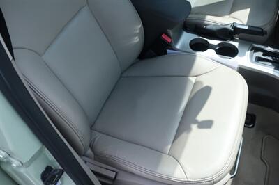 2010 Ford Focus SEL   - Photo 24 - Lakeland, FL 33801