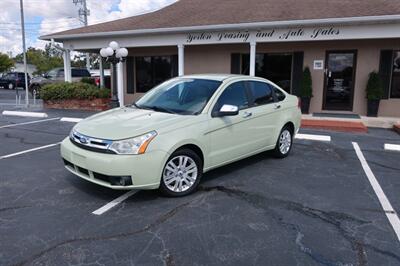 2010 Ford Focus SEL   - Photo 1 - Lakeland, FL 33801