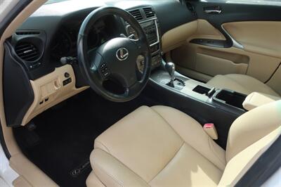 2008 Lexus IS   - Photo 16 - Lakeland, FL 33801