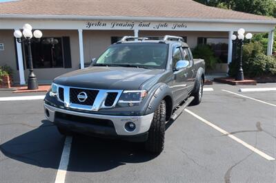 2012 Nissan Frontier SV V6   - Photo 2 - Lakeland, FL 33801