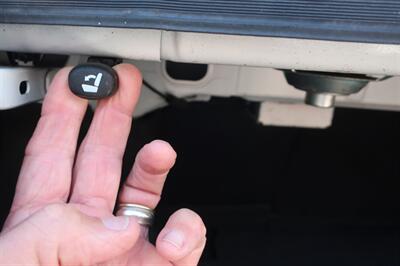 2009 Toyota Corolla LE   - Photo 28 - Lakeland, FL 33801