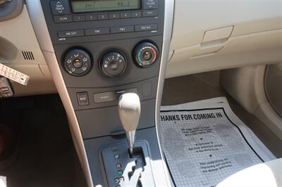 2009 Toyota Corolla LE   - Photo 19 - Lakeland, FL 33801