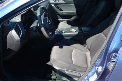 2018 Mazda Mazda3 Sport - Photo 13 - Lakeland, FL 33801