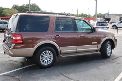 2012 Ford Expedition XLT - Photo 7 - Lakeland, FL 33801