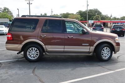 2012 Ford Expedition XLT - Photo 5 - Lakeland, FL 33801