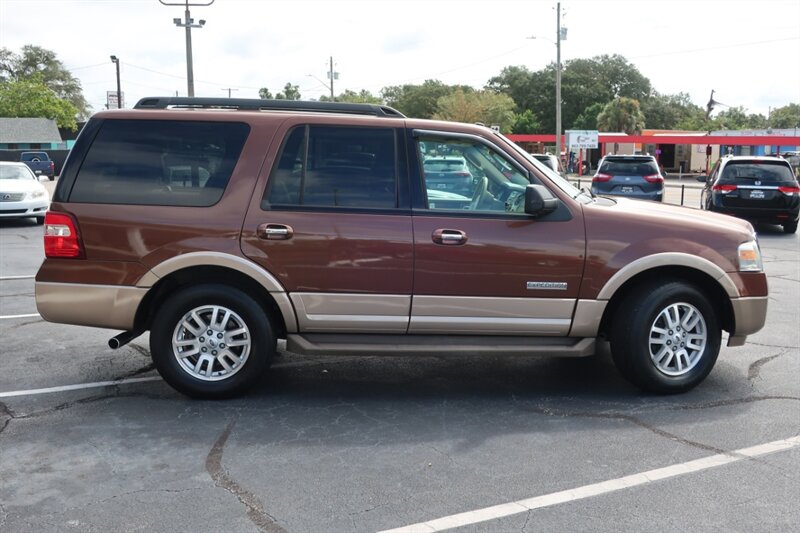 2012 Ford Expedition XLT photo 3