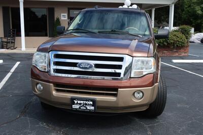 2012 Ford Expedition XLT - Photo 2 - Lakeland, FL 33801