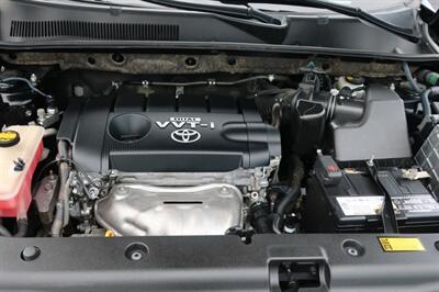 2011 Toyota RAV4   - Photo 33 - Lakeland, FL 33801