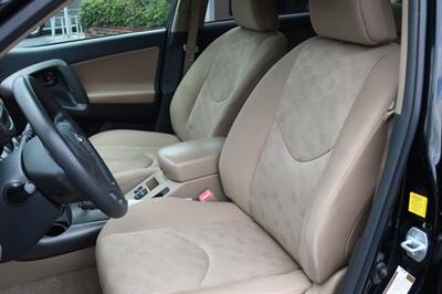 2011 Toyota RAV4   - Photo 12 - Lakeland, FL 33801