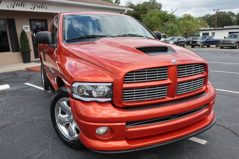 2005 Dodge Ram SLT photo 3