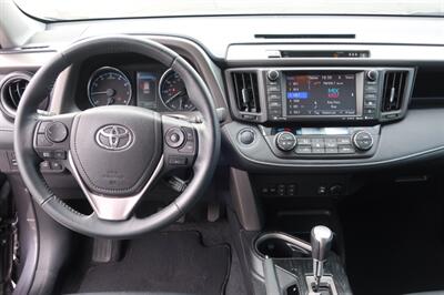 2017 Toyota RAV4 Platinum   - Photo 23 - Lakeland, FL 33801