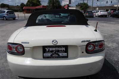 2006 Mazda MX-5 Miata Grand Touring   - Photo 4 - Lakeland, FL 33801