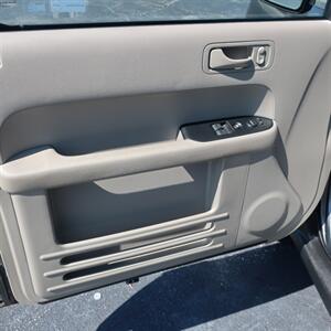 2011 Honda Element EX - Photo 11 - Lakeland, FL 33801