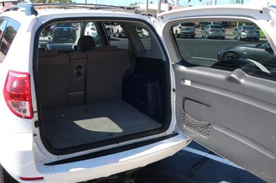 2006 Toyota RAV4 - Photo 25 - Lakeland, FL 33801