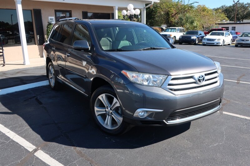 2012 Toyota Highlander Base Hybrid photo 2