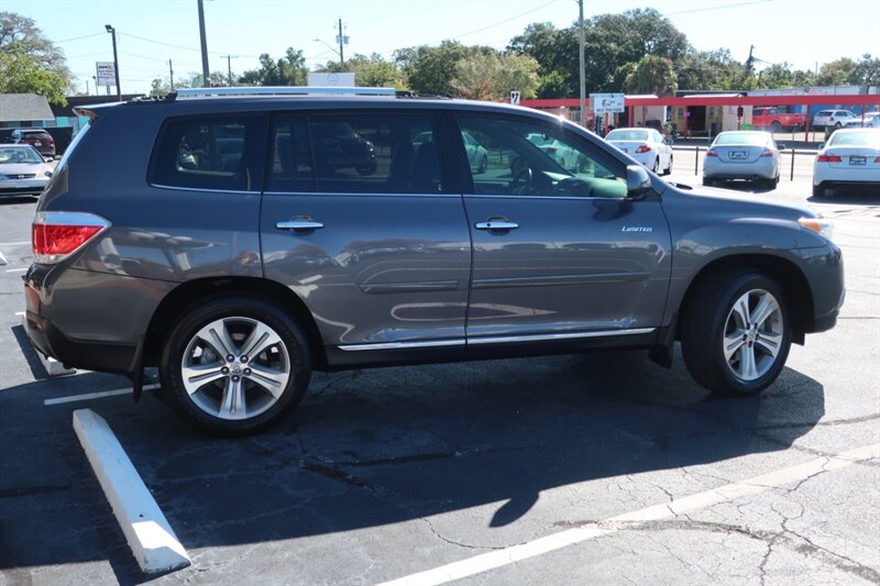 2012 Toyota Highlander Base Hybrid photo 4