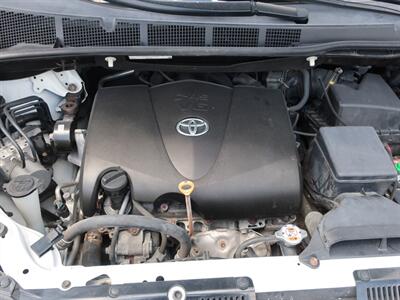 2017 Toyota Sienna SE Premium 8-Passeng - Photo 44 - Lakeland, FL 33801
