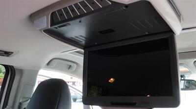 2017 Toyota Sienna SE Premium 8-Passeng - Photo 33 - Lakeland, FL 33801