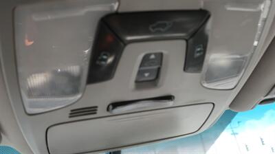 2017 Toyota Sienna SE Premium 8-Passeng - Photo 25 - Lakeland, FL 33801