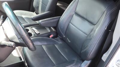 2017 Toyota Sienna SE Premium 8-Passeng - Photo 15 - Lakeland, FL 33801