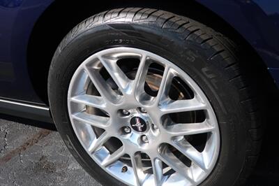 2012 Ford Mustang V6 Premium   - Photo 32 - Lakeland, FL 33801