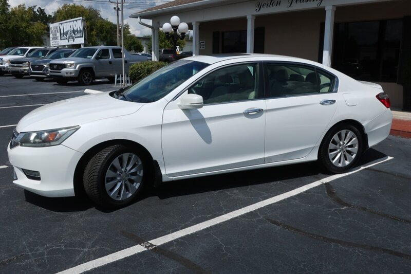 2013 Honda Accord EX photo 10