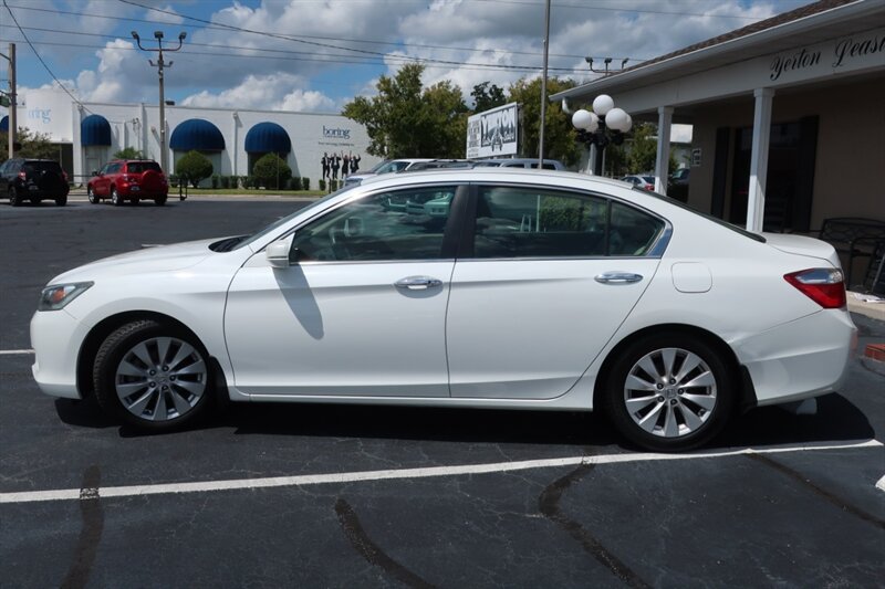 2013 Honda Accord EX photo 9