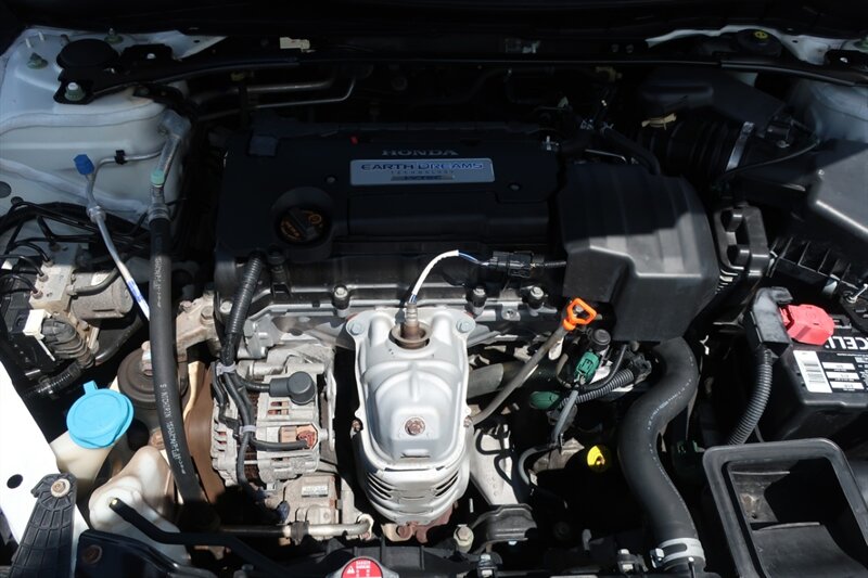 2013 Honda Accord EX photo 32