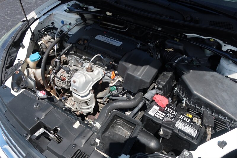2013 Honda Accord EX photo 34