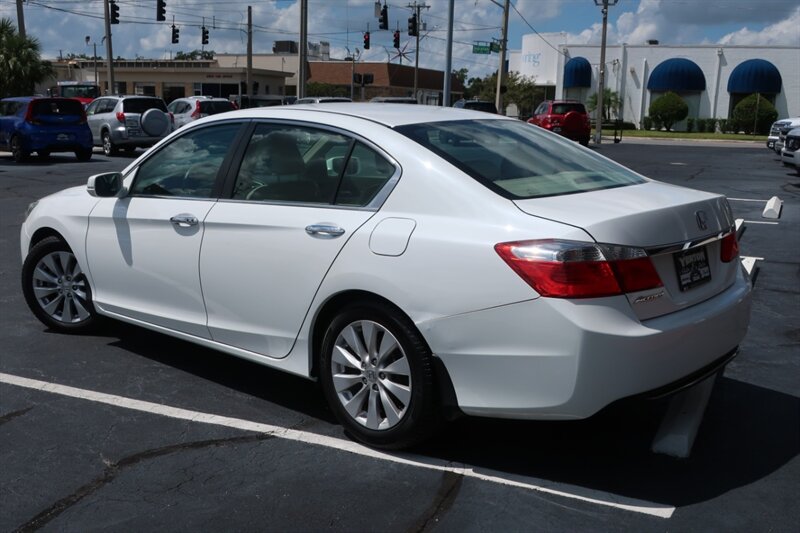 2013 Honda Accord EX photo 8