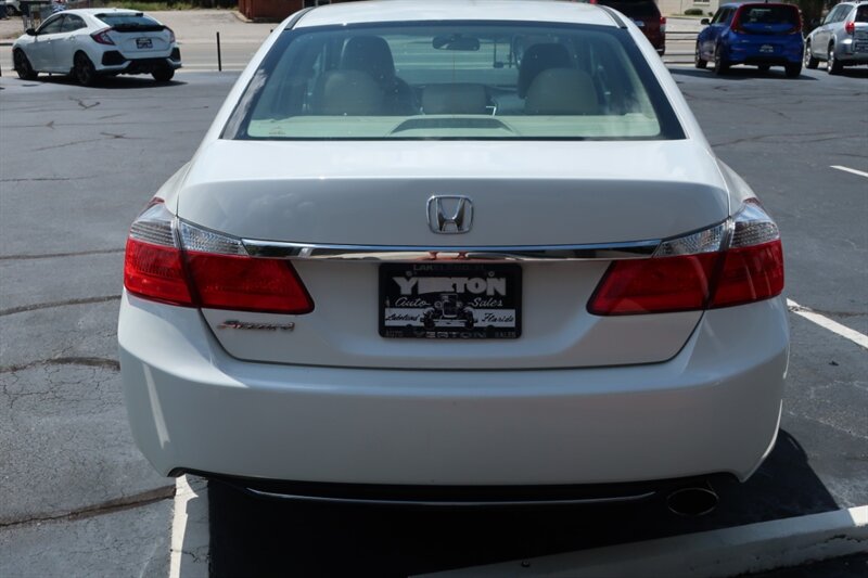 2013 Honda Accord EX photo 7