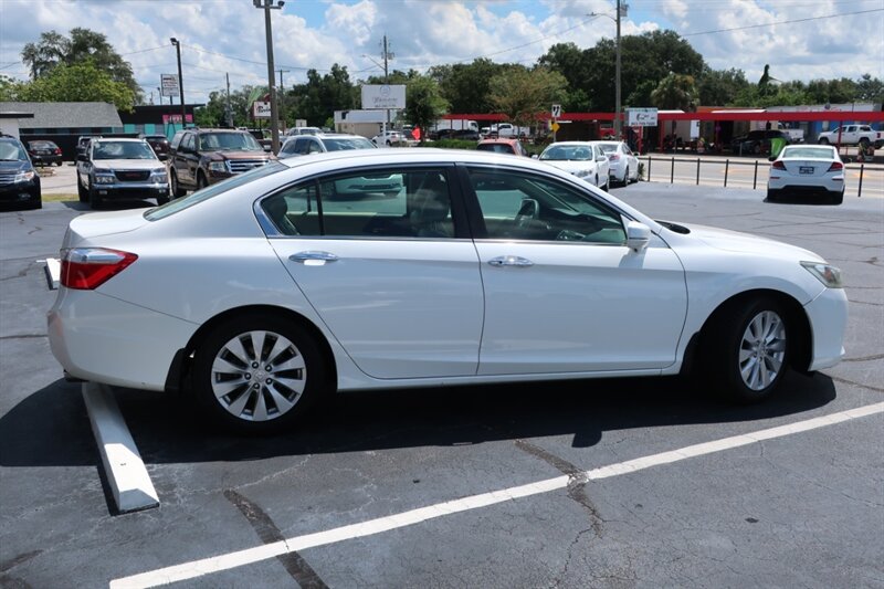 2013 Honda Accord EX photo 4