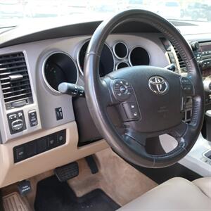 2008 Toyota Sequoia Limited - Photo 15 - Lakeland, FL 33801
