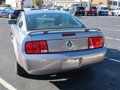 2006 Ford Mustang V6 Premium   - Photo 7 - Lakeland, FL 33801