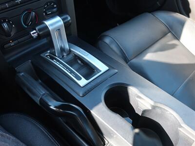 2006 Ford Mustang V6 Premium   - Photo 18 - Lakeland, FL 33801