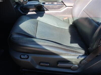 2006 Ford Mustang V6 Premium   - Photo 12 - Lakeland, FL 33801