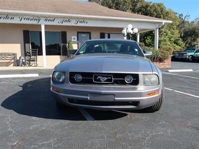 2006 Ford Mustang V6 Premium   - Photo 2 - Lakeland, FL 33801