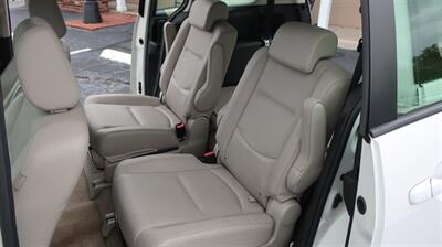 2010 Mazda Mazda5 Grand Touring - Photo 17 - Lakeland, FL 33801