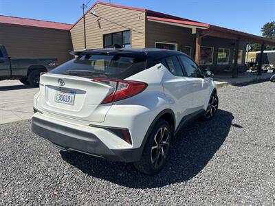 2019 Toyota C-HR XLE   - Photo 3 - Ukiah, CA 95482